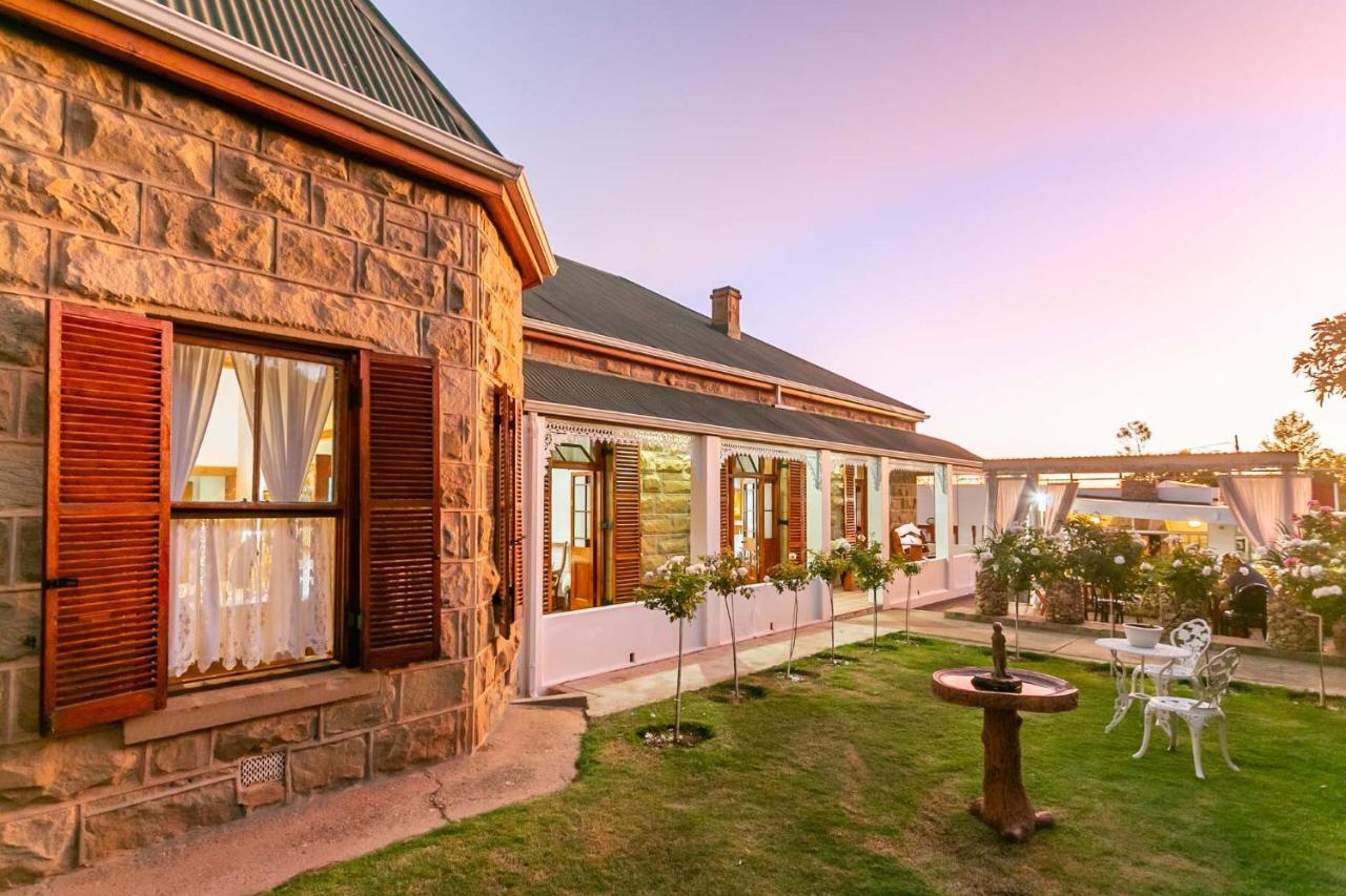 Hotel Ravenscliff Manor Oudtshoorn Exterior foto