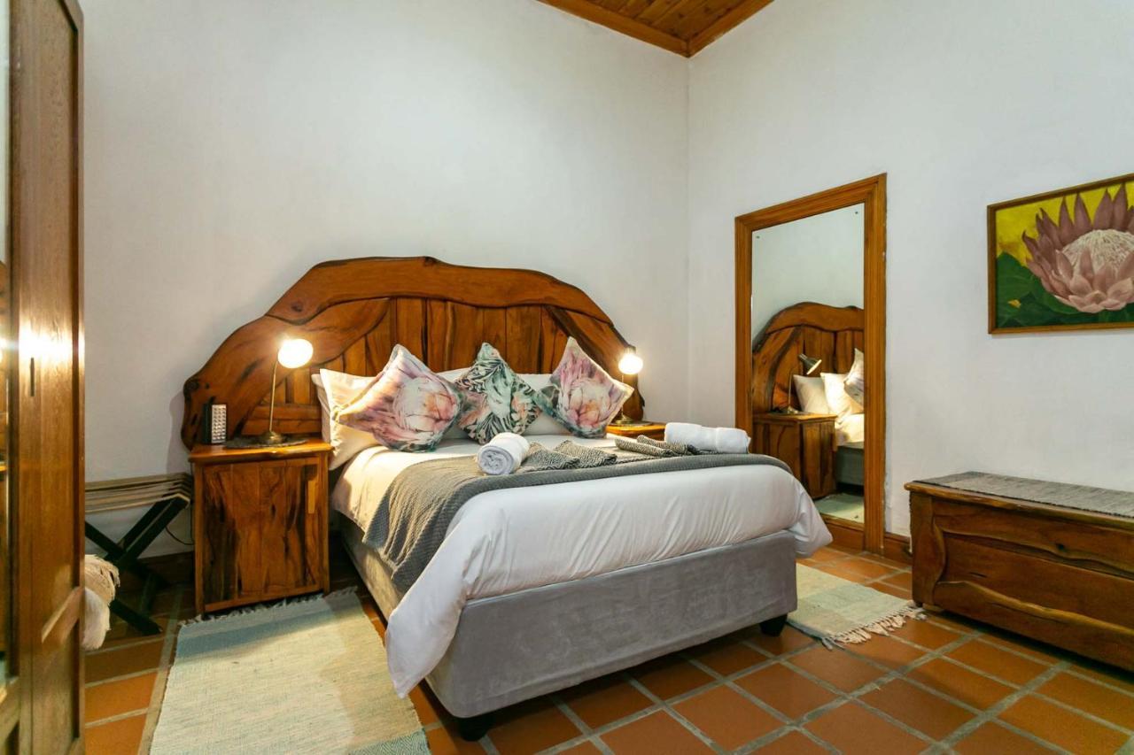 Hotel Ravenscliff Manor Oudtshoorn Exterior foto